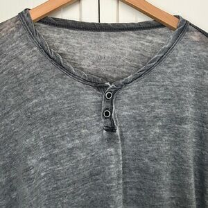 Lucky Brand Venice Burnout Men’s Size XXL Short Sleeve Notch Neck Tee